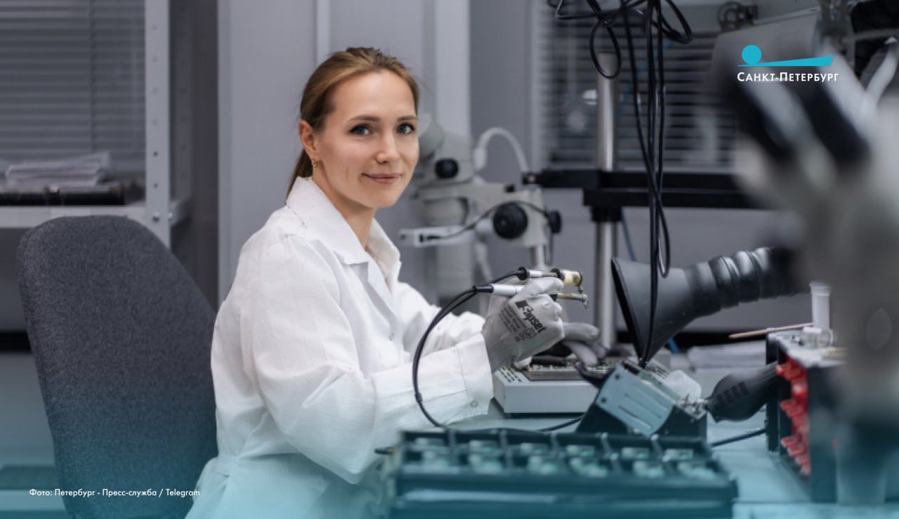 Фонд развития промышленности Санкт Петербурга отмечает 10 летие со дня основания Он был учрежден по решению городского правительства в январе 2016 года За прошедшее время он профинансировал 154 проекта промышленных предприятий города на общую сумму 16 1 млрд рублей В результате было создано более 1400 новых рабочих мест а в бюджеты всех уровней поступило свыше 7 1 млрд рублей налоговых отчислений сообщает пресс служба Смольного Передовая промышленность и развитие предпринимательства один из десяти приоритетов развития Петербурга на период до 2030 года Создание инновационных и высокоэффективных производств помогает нам выполнить поручение президента о достижении технологического лидерства Фонд развития промышленности зарекомендовал себя как надёжный и востребованный инструмент поддержки предприятий Сегодня это крупнейший региональный фонд такого плана в стране Мы активизируем усилия по развитию промышленности созданию условий для внедрения инноваций и роста конкурентоспособности подчеркнул губернатор Александр Беглов Наши новости в Телеграм VК ОK MAX