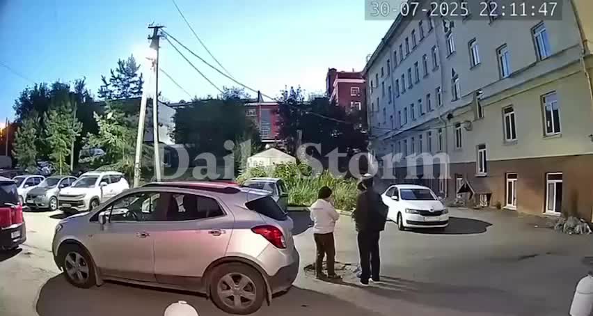 Обрушение на Коммунистической в Уфе: пострадавших нет