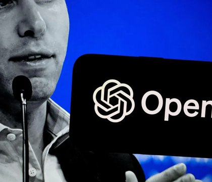 OpenAI выпустит умную колонку с поддержкой ИИ в 2027 году The Information Как сообщает The Information OpenAI планирует выпустить умную колонку с поддержкой функций искусственного интеллекта в 2027 году По данным издания над этим проектом работает команда состоящая как минимум из 200 сотрудников Ожидается что колонка получит встроенные камеры позволяющие считывать информацию о пользователях и окружающей обстановке а также микрофоны