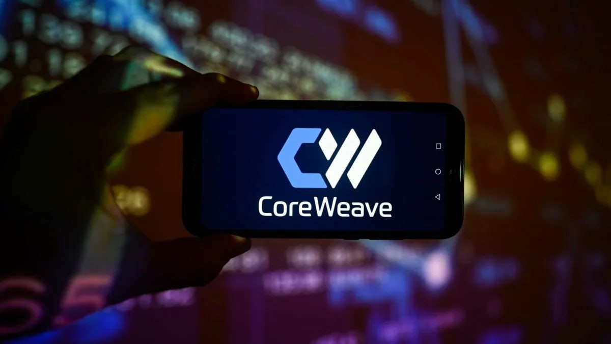 Nvidia увеличила свою долю в CoreWeave приобретя акции на 2 млрд NVDA Гендиректор компании Дженсен Хуанг заявил что это знак уверенности в росте провайдера облачных вычислений и доверия ее руководству и бизнес модели Акции CoreWeave взлетели на 13 jkinvest news jkinvest