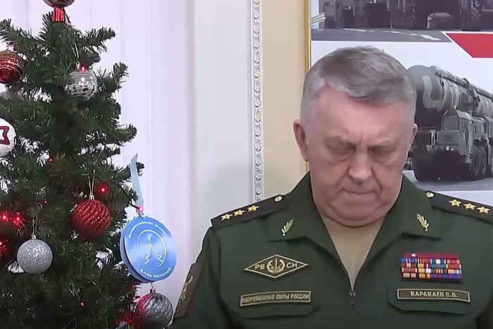 Минобороны возрождает высшее командное училище на Урале Министерство обороны России планирует в 2026 году открыть три военных вуза в том числе на Урале Набор курсантов планируют возобновить Челябинское высшее танковое командное Ульяновское высшее военное авиационное и Новочеркасское высшее военное училище связи передает РБК со ссылкой на Известия Челябинское танковое возобновит свою деятельность после 19 летнего перерыва Всего же до 2034 года программой запущенной Минобороны в 2025 году запланировано возрождение 15 учебных заведений uralweb ru