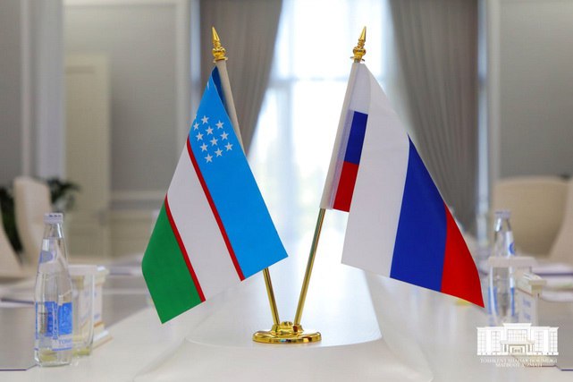 Россия откроет Генконсульство в Самарканде в ближайшее время В ближайшее время в Самарканде начнет работу Генеральное консульство Российской Федерации Об этом сообщил заместитель министра иностранных дел России Сергей Рябков на приеме в посольстве Узбекистана в Москве посвященном Дню независимости республики передает ТАСС   English O zbek tilida Ўзбек тилида На русском