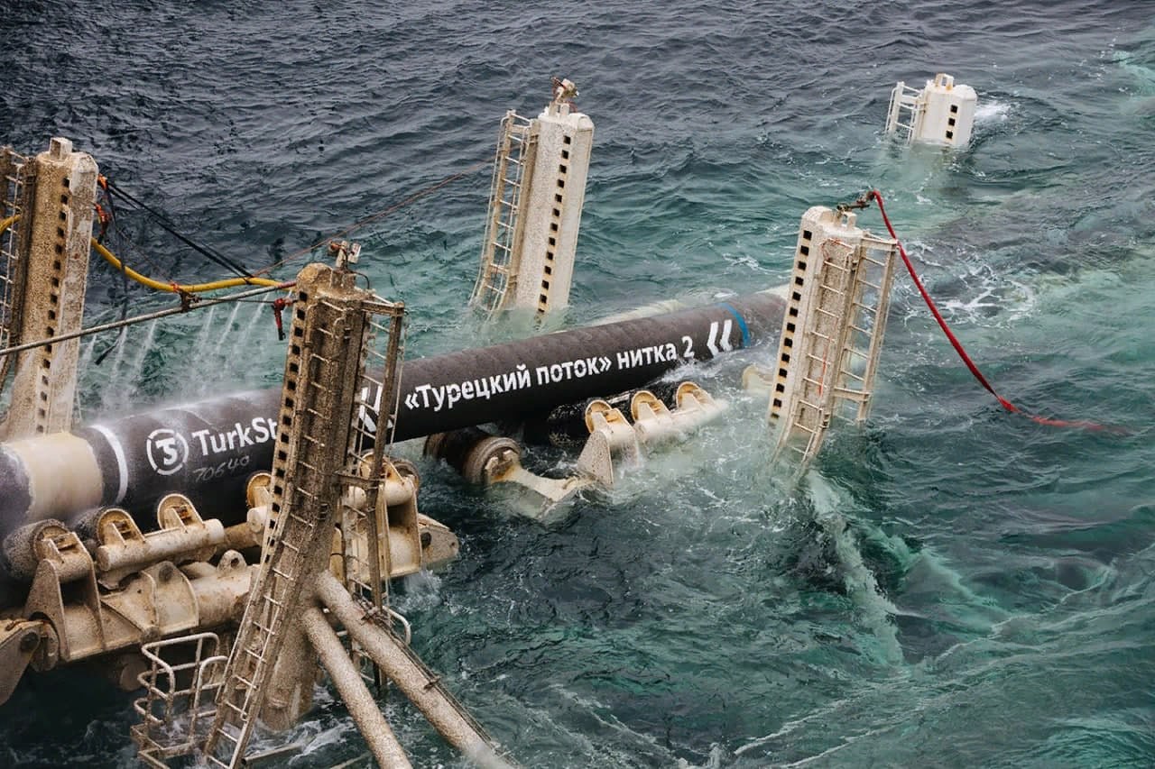 Россия увеличила трубопроводные поставки газа в Турцию по итогам января-апреля 2025г на 16,4% г/г до 8,8 млрд кубов — ТАСС со ссылкой на Евростат В апреле 2025 года Турция импортировала из РФ по «Турецкому потоку» и «Голубому потоку» суммарно 1,82 млрд куб. м. Читать далее #GAZP
