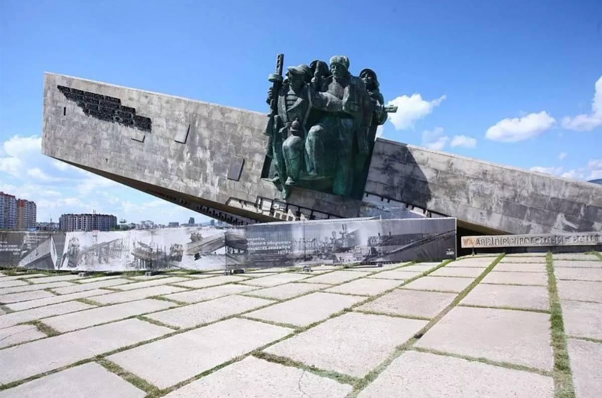 Выстрелы прозвучат в районе мемориала «Малая земля» в Новороссийске 28 мая. Жителей и гостей Новороссийска предупредили о звуках выстрелов, которые могут быть слышны в районе мемориала. Там пройдет историческая театрализованная реконструкция. Кубанские Новости