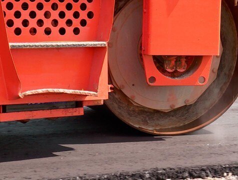 На проспекте Маркса в Обнинске начинают укладку асфальта На этой неделе в Обнинске начинается укладка асфальта на проспекте Маркса Длина ремонтируемого участка составит два километра http gtrk kaluga ru news obschestvo news 56660