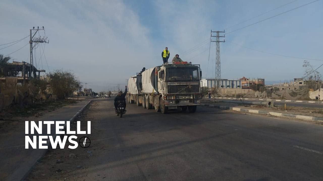 Согласно арабским источникам в сектор Газа начали въезжать грузовики с гуманитарной помощью для ХАМАСа.  #интеллиньюз