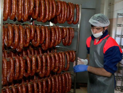 Объем экспорта калужского АПК в Белоруссию увеличился вдвое Калужская область улучшила показатели экспорта товаров агропромышленного комплекса. За последние 5 лет в Республику Беларусь регион отправил в два раза больше продукции, чем годами ранее. В 2024 году туда направили около 10 тысяч тонн товаров.