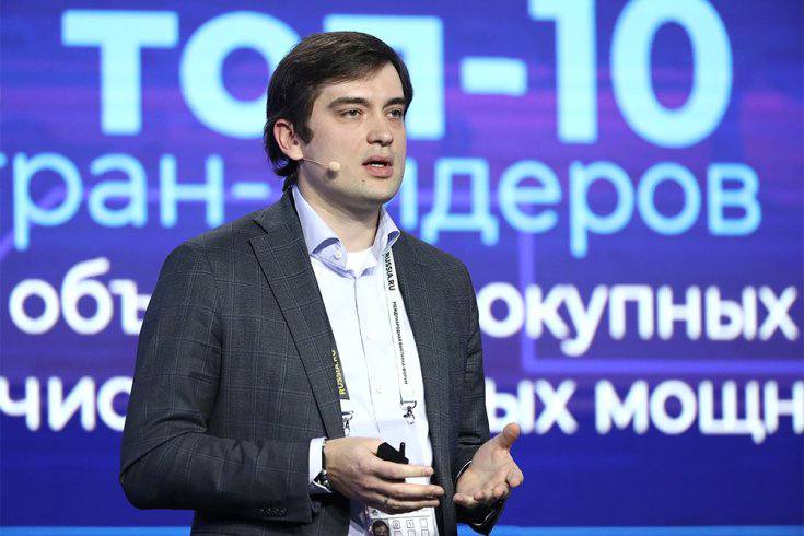 IT-компании получат не только деньги, но и "право на риск" Как реализуется Закон о технологической политике, где будет проявляться технологическое лидерство, - в России и за рубежом, как скоро россияне увидят результаты работы малых технологических компаний и зачем появится норма о праве получивших деньги из бюджета компаний, добросовестно ошибиться - рассказал в интервью "Российской газете" заместитель министра экономического развития Максим Колесников: Фото: РИА Новости
