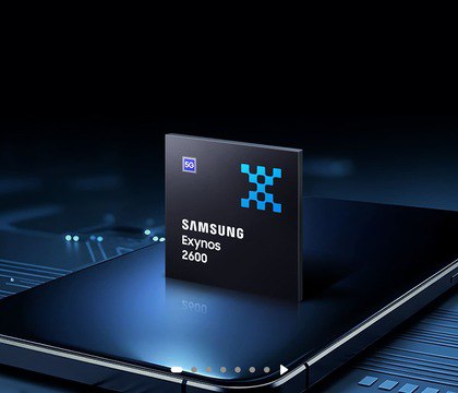 Samsung официально представила мобильный процессор Exynos 2600 Samsung представила свою платформу Exynos 2600 на которой будет построено следующее поколение флагманских смартфонов Galaxy Чип выступит конкурентом Snapdragon 8 Elite Gen 5 и Dimensity 9500 Exynos 2600 производится с использованием 2 нанометрового техпроцесса GAA