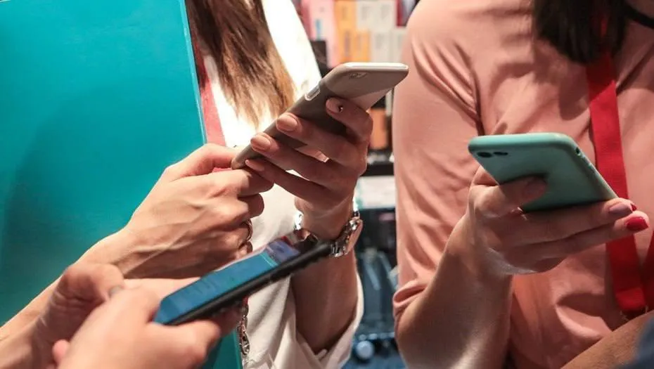 Число жалоб на сбои в Telegram этим утром выросло в 4 раза Процент сетевых сбоев при попытке открыть мессенджер 100 следует из данных сервиса Detector404 За последние полчаса количество жалоб на доступ к мессенджеру выросло в несколько раз Это означает что подключение к Telegram из России без VPN или использования прокси серверов невозможно Сергей Коньков ДП Подписывайтесь на наш канал в МАХ