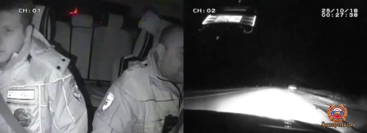 Сотрудники ГАИ помогают водителям в сложных ситуациях
