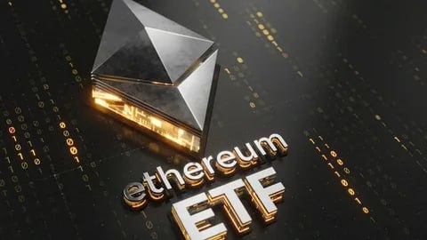 Ethereum  ETH . Ренессанс?     Биржа CBOE подала официальную заявку в Комиссию по ценным бумагам и биржам США  SEC  от имени инвестиционной компании 21Shares на рассмотрения включения функции стейкинга в биржевой фонд ETF на Ethereum.    Включение стейкинга в ETF может многое поменять для биржевых фондов на Ethereum и для базового актива, так как инвесторы захотят получать дополнительный доход от стейкинга активов, категорически против которого ранее выступало прошлое руководство SEC.   Аналитик Bloomberg Джеймс Сейфарт отметил, что это первый случай, когда в заявку на ETF в SEC включен стейкинг.     В теории, другие инвестиционные компании-провайдеры ETF также могут подать аналогичные запросы регулятору, одобрение которых восстановит интерес инвесторов к Ethereum.   ‼ Позитивные ожидания по этому вопросу связаны со смягчением регулирования сектора и приходом новой криптолояльной команды управленцев в SEC.    Не рекомендация!     Мой закрытый Премиум канал  Ставьте  , если канал полезен!