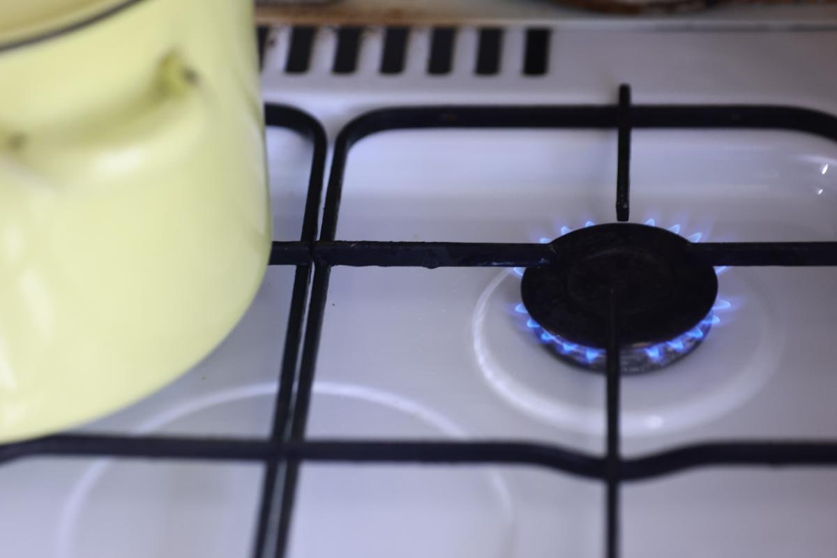 В казанской квартире женщина отравилась угарным газом Происшествие случилось в доме 17 по улице Брюсова из за отсутствия тяги в дымоходе и вентканале Пенсионерка сейчас под наблюдением медиков Специалисты Госжилинспекции выясняют нет ли в произошедшем вины газовиков или коммунальщиков Вечерка в MAX в Telegram