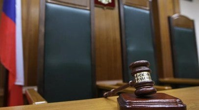 Мосгорсуд приговорил к 14 годам россиянина за госизмену и хранение оружия   Московский городской суд приговорил к 14 годам колонии и штрафу в размере 400 тыс. рублей гражданина России Андрея Титова по делу о госизмене и хранении оружия.  Читать далее