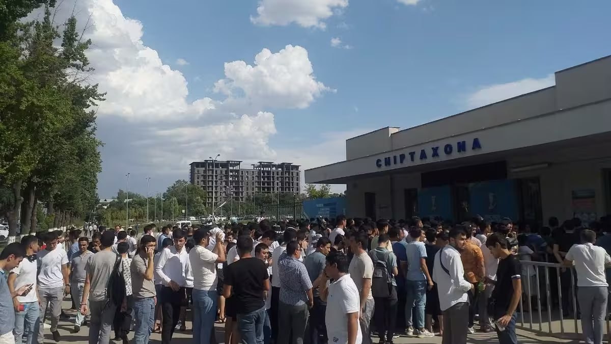 Для приобретения билетов на футбольные матчи потребуется идентификация личности Соответствующий указ подписал глава государства Нововведение направлено на предотвращение махинаций с билетами   uznews uz ru news 102946 uznews