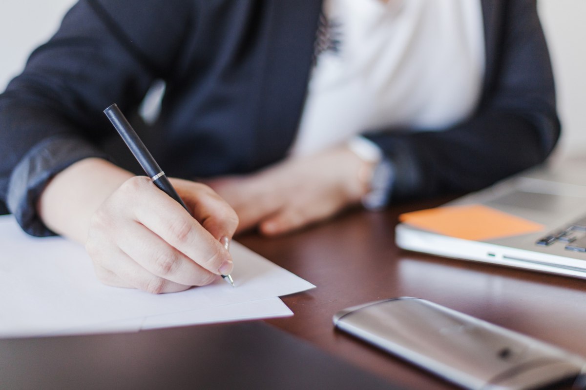 Володин С декабря в России начнут действовать несколько новых законов Самые важные изменения касаются мигрантов безопасности детей и поддержки ветеранов СВО Для иностранцев ужесточают правила получения медицинского полиса и вводят сбор биометрии на границе За склонение детей к терроризму теперь грозит пожизненный срок Какие ещё нововведения начинают работать в конце года   clck ru 3QaKmu