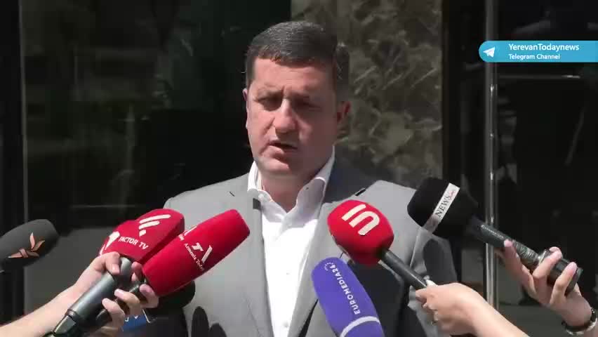 Смена руководства в ЭСА: увольнение Давида Казиняна и назначение Романоса Петросяна