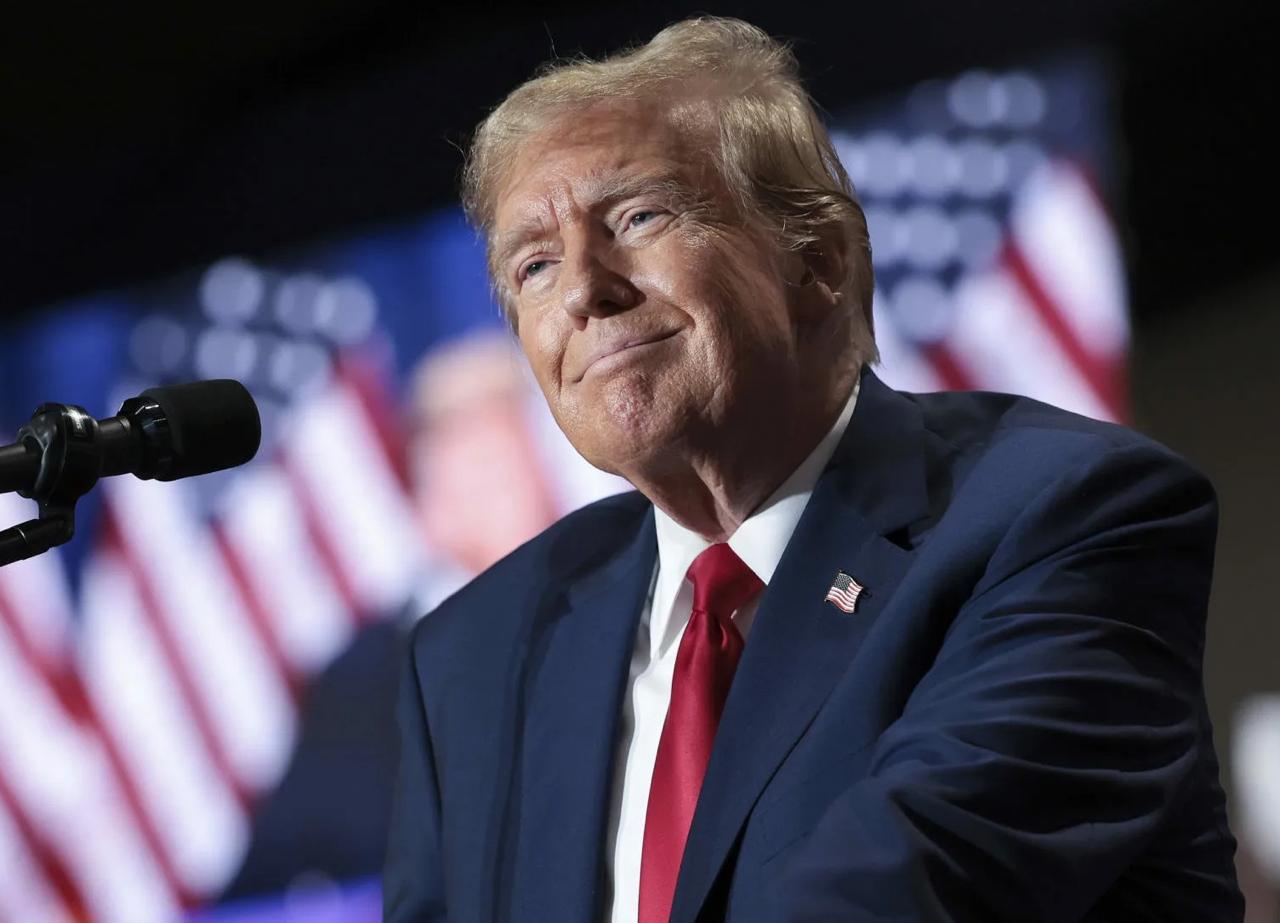 Трамп: Если бы мы не пришли, конфликт России и Украины перерос бы в мировую войну. Я это остановил  "Я убежден, что есть возможность подписания мирной договоренности по Украине с участием Путина и Зеленского в ближайшие месяцы" — также заявил президент США.  Новости Дня