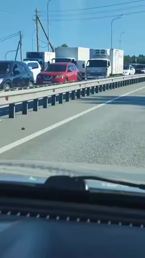 ДТП с автобусом во Владивостоке вызвало многокилометровую пробку