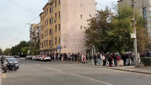 Москвичи активно оформляют визы в Японию в сезон момидзи