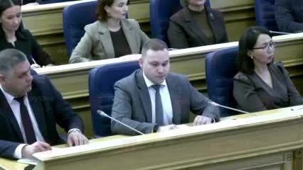 Мэр Уфы Ратмир Мавлиев призывает к экономии и удаленной работе для сотрудников