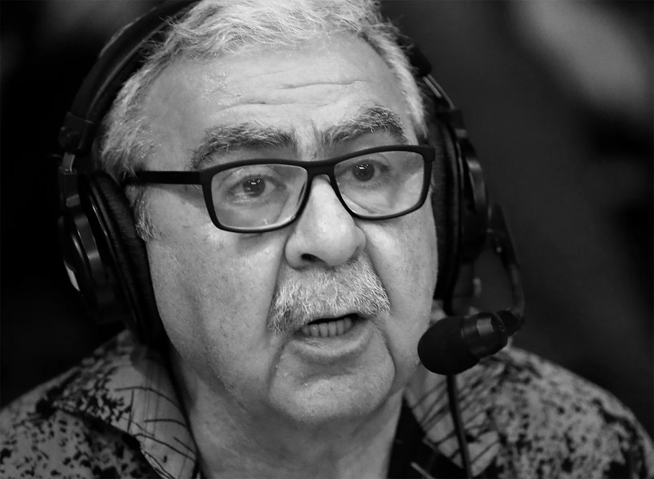 На 79 году жизни умер спортивный комментатор Борис Скрипко Причиной смерти стало онкологическое заболевание. В последнее время он находился в больнице, сообщает ТАСС со ссылкой на источник. Скрипко начал карьеру на телевидении в 1979 году, работал на Олимпиаде в Москве. В общей сложности он освещал 11 Олимпийских игр. Спортивный комментатор был заместителем директора по спортивному вещанию Первого канала и продюсером на телеканале «Спорт». Позднее Борис Скрипко работал комментатором на «Матч ТВ». Подпишись на «Говорит Москва»