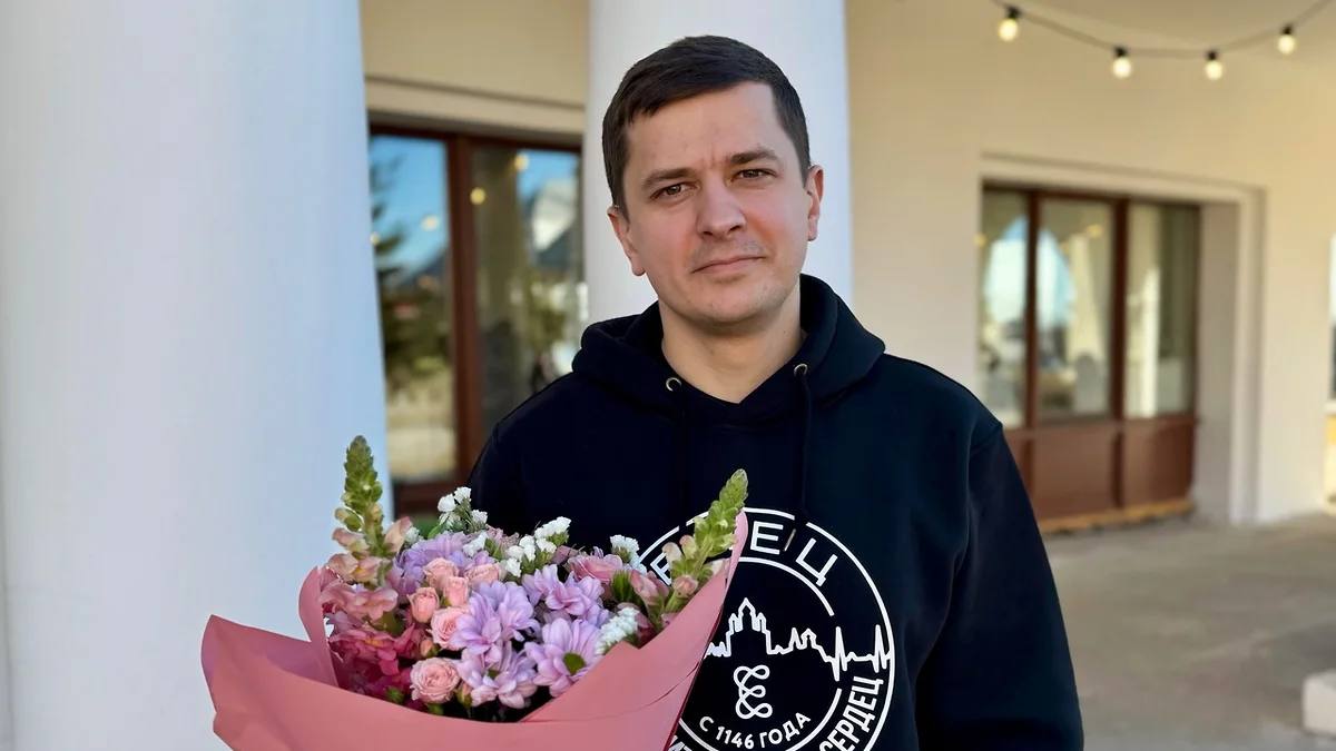 Вячеслав Жабин официально возглавил липецкий Елец Совет депутатов Елецкого городского округа Липецкой области единогласно избрал мэром Вячеслава Жабина, который с апреля руководил муниципалитетом в статусе и. о. Об этом сообщили в правительстве региона. Фото: со страницы Вячеслава Жабина в соцсети Подписывайтесь на «Ъ-Черноземье»