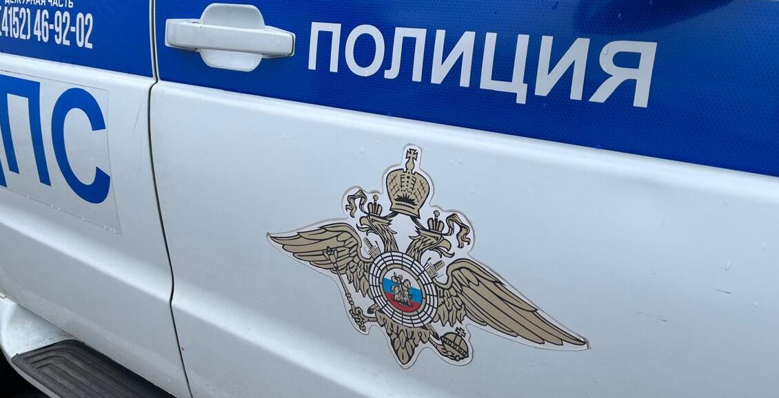 В Петропавловске-Камчатском в кустах найден труп Днем 19 июня в соцсетях Камчатского края стала распространяться информация о найденном в городе трупе. В полиции информацию подтвердили. Нажмите для подробностей -