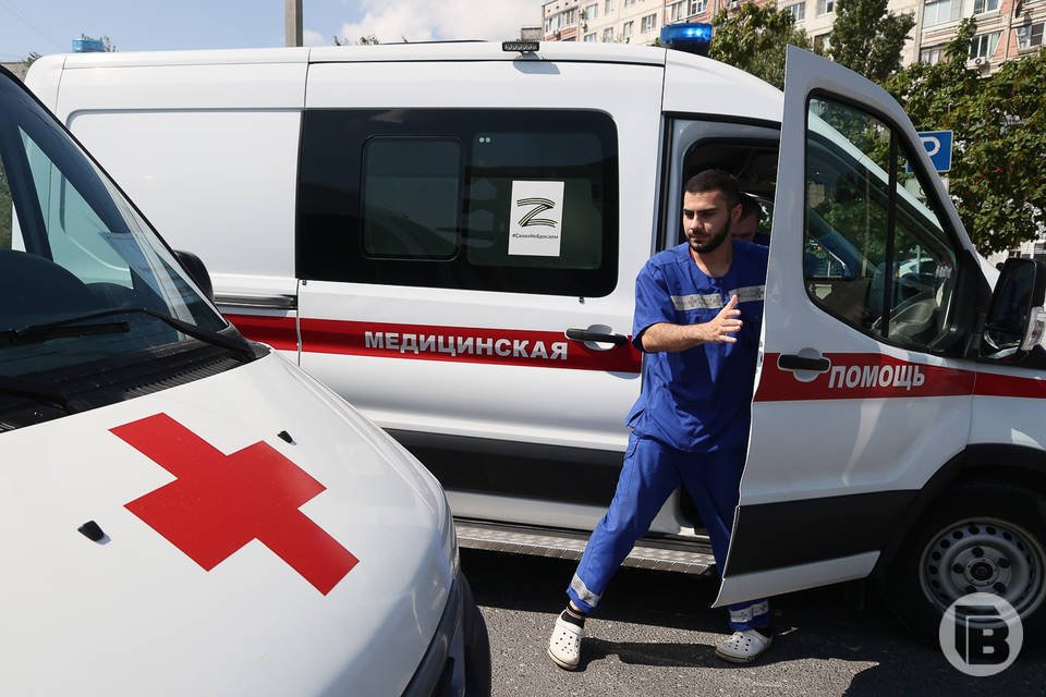 В Волгограде при столкновении двух Renault Logan пострадала женщина Авария случилась в Краснооктябрьском районе. В Краснооктябрьском районе Волгограда столкнулись два автомобиля Renault Logan. По предварительным данным, авария случилась 6 июля в 10:00 по проспекту Ленина, 79. Как сообщает региональный главк, в результате ДТП пассажир одного из автомобилей была госпитализирована.