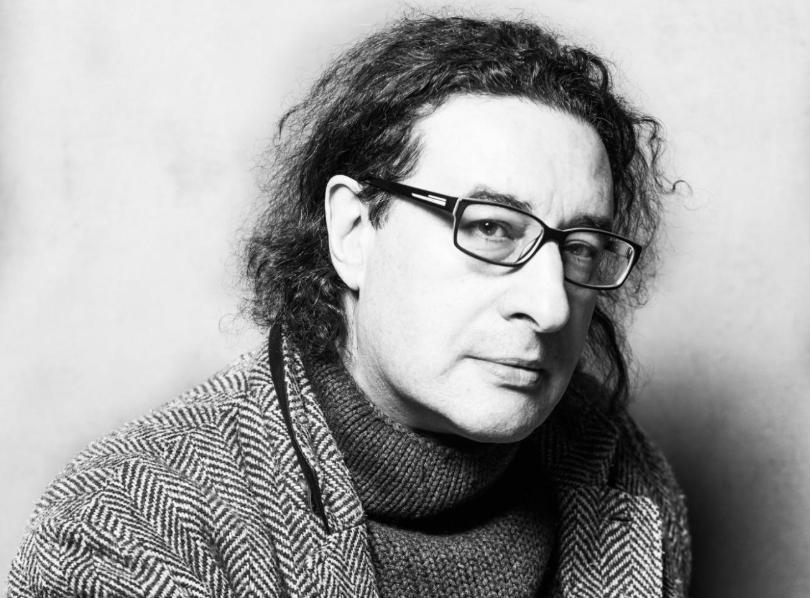 Умер художественный руководитель «Электротеатра „Станиславский“» Борис Юхананов  Юхананов скончался в возрасте 67 лет, сообщает ТАСС. Предположительно, причиной смерти театрального деятеля стала сердечная недостаточность.  Юхананов — ученик Анатолия Эфроса и Анатолия Васильева, на его счету более 100 постановок в театрах Москвы и других столиц мира. Режиссер возглавил «Электротеатр» в 2013 году, до этого он основал несколько театральных и кинопроектов. Именно Юхананов переформатировал Московский драматический театр имени Станиславского в «Электротеатр „Станиславский“».  Юхананов — автор множества экспериментальных и андеграундных проектов, среди его работ есть, например, видеороман в 1000 кассет «Сумасшедший принц». Он также написал более десяти книг