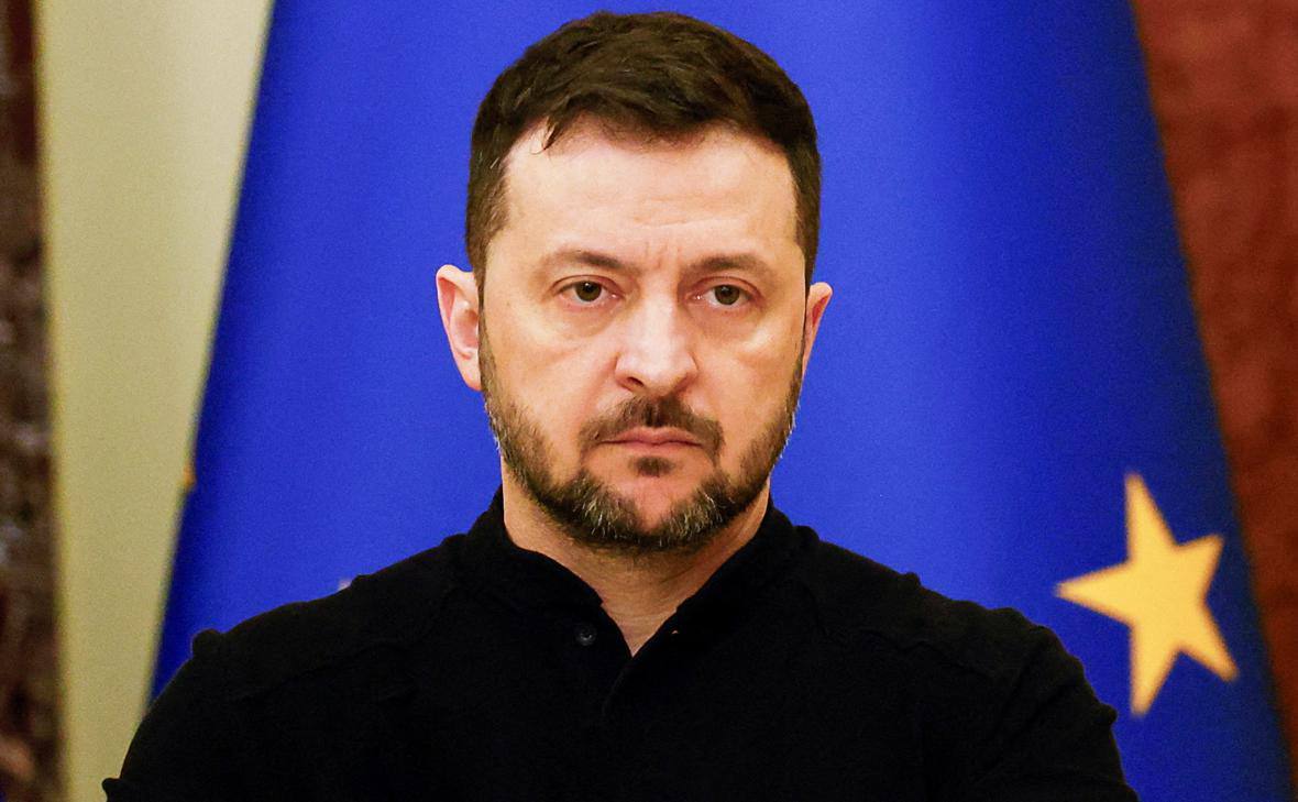 Фигуранты уголовных дел НАБУ дали показания против Зеленского Во время обысков, которые СБУ проводила в НАБУ и САП, были изъяты определённые сервера, на которых содержится информация, кто именно из возможного окружения Зеленского дал против него показания. Сейчас до 1 тысячи сотрудников силовых ведомств работают над попытками расшифровать эти носители и заполучить эту информацию. Подписаться Написать в бот