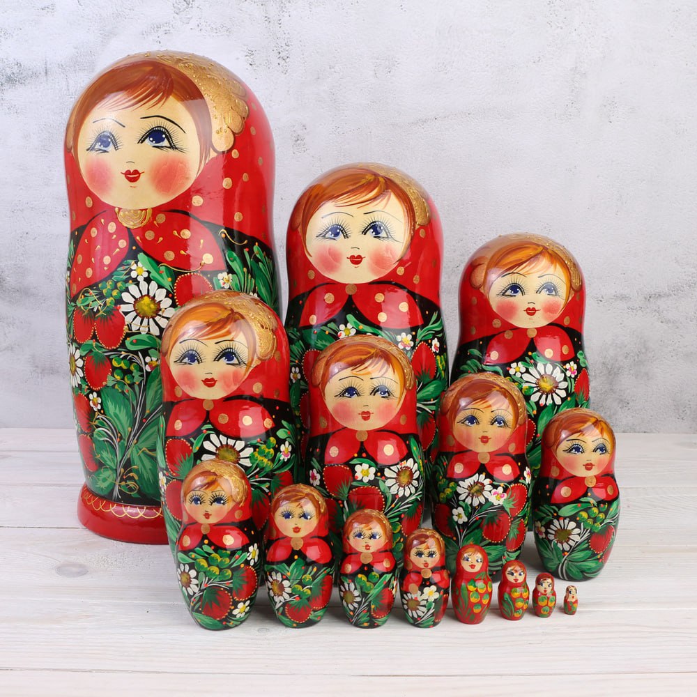 В Эстонии возбудили уголовное дело по факту контрабанды матрешек Бдительные эстонские пограничники задержали 39 летнего соотечественника обнаружив в его багаже 170 матрешек Ранее в отношении эстонца уже было возбуждено уголовное дело в связи с нарушением санкционного режима поэтому новый эпизод усугубил его вину Что нарушил мужчина до этого неизвестно но теперь Таллин может спать спокойно вторжение матрешек отменяется Подписаться на truekpru Читать нас в MAX