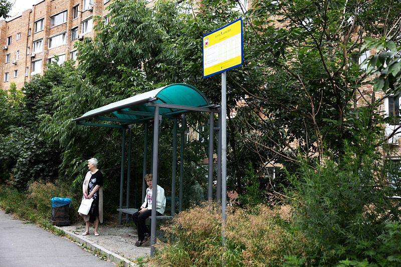 Во Владивостоке завершаются работы по ремонту остановочных павильонов Большой приятностью для города становится обновление разрушенных непогодой или вандалами остановок. Установлены новые конструкции на остановках «Фанзавод», «Школа 44», «Парк Победы» и «Галактика». До середины осени планируется установка 16 новых остановок, включая «ЖК Остров» и «ТОВВМУ».