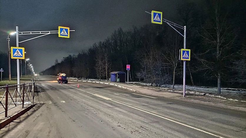 В Орле пешеход пострадал от вылетевшего из трактора колеса  ДТП произошло на выезде из города. Подробности аварии смотрите на нашем сайте    Вести-Орел. Подписаться