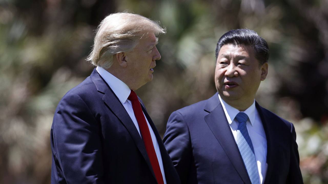 Трамп подчеркнул, что всегда испытывал уважение к Си Цзиньпину, но при этом отметил, что с ним «очень сложно» заключать соглашения.