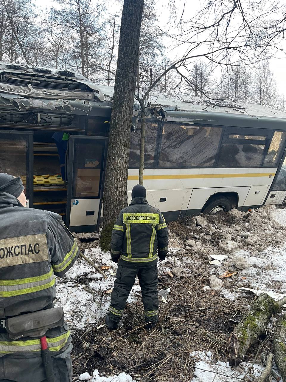 Автобус ушел в кювет в подмосковном городе Орехово-Зуево. Есть пострадавшие.  По предварительным данным водитель не справился с управлением транспортного средства, пишут пользователи в соцсетях.   : Telegram / Водители Орехово-Зуево       Отправить новость