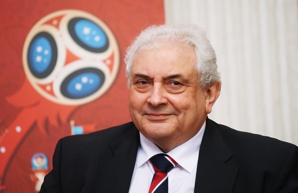 Компаниям ФРГ придется делом доказывать право на возвращение в Россию Автоматически это происходить не будет отметил Сергей Нечаев Российский посол в Германии объяснил это тем что за прошедшие годы структура рынка претерпела трансформацию Освобождённые ниши активно занимают отечественные фирмы и партнёры из дружественных государств Немецким компаниям которые предпочли уйти поддавшись эмоциям или политическому давлению придется делом доказывать свое право на возвращение на рынок подчеркнул он в интервью РИА Новости Российские власти ранее неоднократно заявляли что привилегий и преференций для возвращающихся западных фирм не будет они смогут войти на рынок на конкурентной основе Подписаться на Говорит Москва Telegram VK MAX