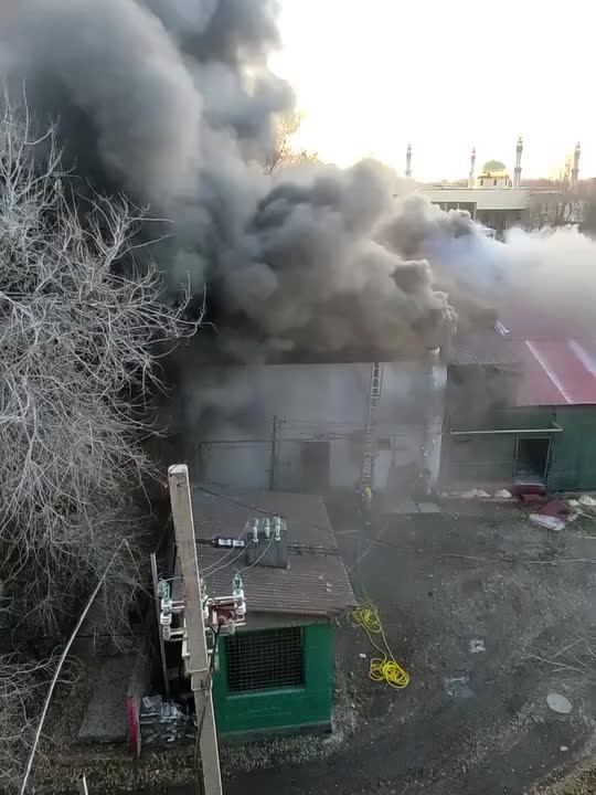Пожар в детском доме Алматы: столовая охвачена огнем, воспитанники эвакуированы