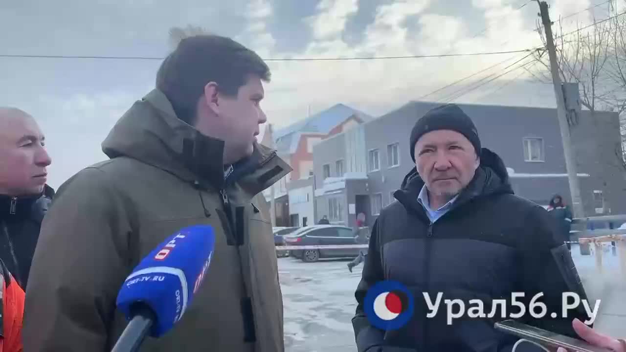 Обрушение грунта в Оренбурге: два человека госпитализированы