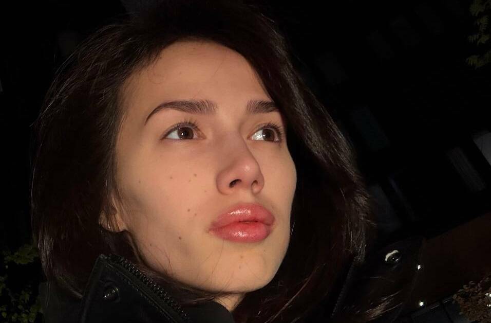 Загитова ушла в духовность а новая татарка Тутберидзе взорвала Гран при Обзор фигурки В эти выходные официально стартовал новый сезон по традиции в Магнитогорске Первый этап Гран при уже подарил несколько сюрпризов главным из которых стала бронза новой татарки Тутберидзе Дины Хуснутдиновой А прежняя татарка в это время получила еще одно шоу в Казани благодаря лечению чакр Подробнее в обзоре ТИ Спорта Читать полностью