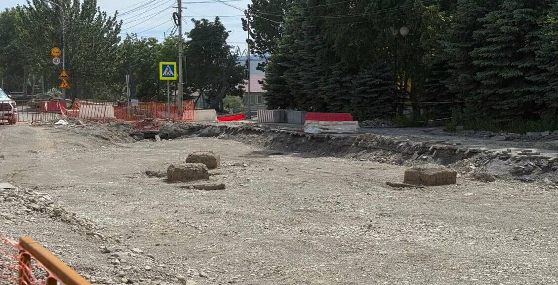 В Петропавловске полностью модернизировали коммунальные сети под Ленинской В столице Камчатки «Камчатскэнерго» и «Водоканал» завершили замену подземных сетей на участке улиц Ленинской-Советской. Дорожники приступили к отсыпке основания и установке бордюров. Нажмите для подробностей -