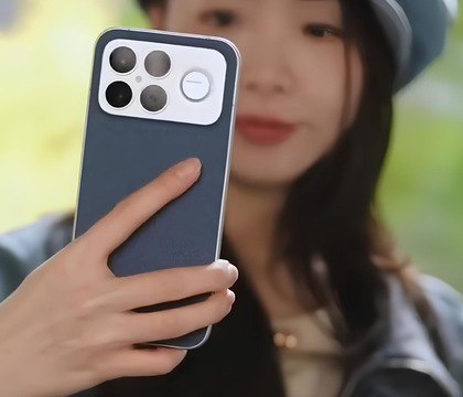 Флагманский смартфон POCO F8 Ultra появился в Geekbench релиз в ближайшие месяцы Как сообщает Gizmochina будущий флагманский смартфон POCO F8 Ultra от китайской корпорации Xiaomi появился в Geekbench подкрепив слухи о том что модель будет основана на Redmi K90 Pro Max уже вышедшем на рынок КНР Информация опубликованная в базе данных подтверждает что устройство работает на базе SoC Snapdragon 8 Elite Gen 5 в сочетании с 16 ГБ оперативной памяти