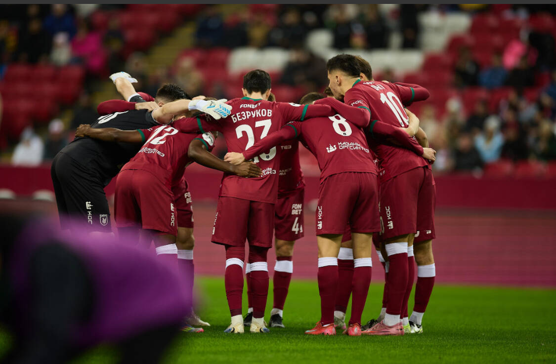 Рубин сыграет против Зенита в Санкт Петербурге Казанский Рубин проведет встречу 17 тура российской Премьер лиги против Зенита в гостях Начало в 19 00 мск Эта встреча станет предпоследней в календаре татарстанской команды перед зимним перерывом в чемпионате 6 декабря Рубин сыграет в заключительной встрече с Краснодаром Читать полностью