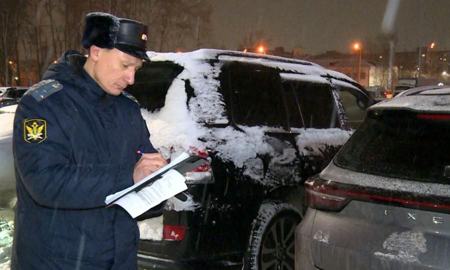 В Новый год без долгов призывают северян судебные приставы Акция проходит ежегодно в декабре