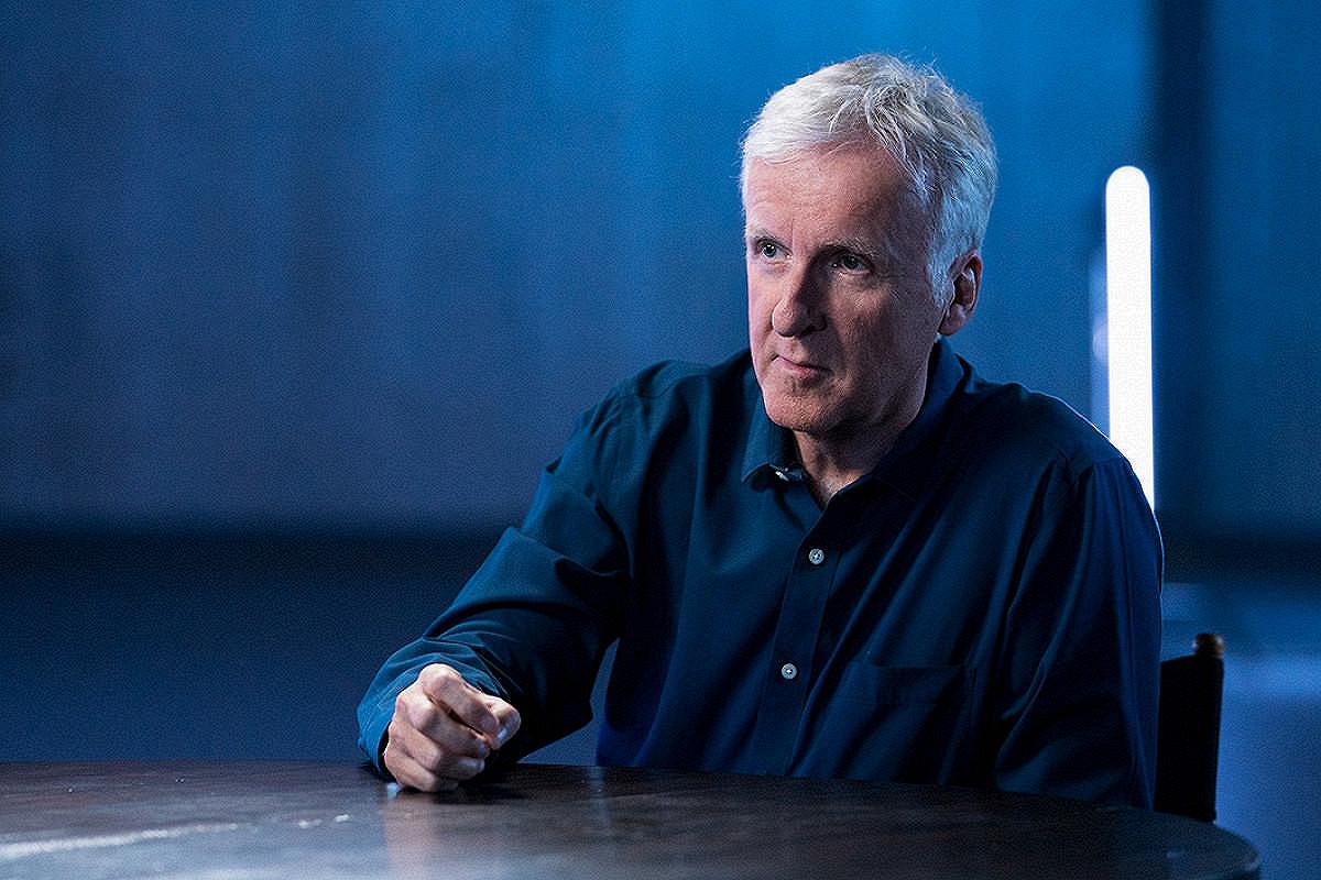 Джеймс Кэмерон пообещал раскрыть сюжет 4 й и 5 й частей Аватара если их не снимут Режиссер сказал что продолжение франшизы после Пламени и пепла зависит от кассовых сборов Я не знаю продолжится ли сага после Надеюсь что да Но знаете мы каждый раз доказываем что проект окупается Если мы по какой то причине не снимем 4 ю и 5 ю части я созову пресс конференцию и расскажу вам что мы планировали Как вам такое сказал Кэмерон Больше новостей в Daily News