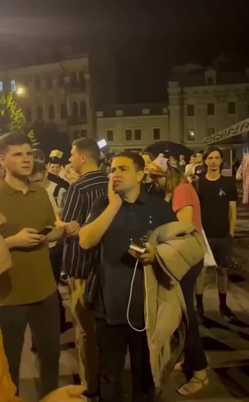 Протесты в Украине против закона, угрожающего антикоррупционным органам