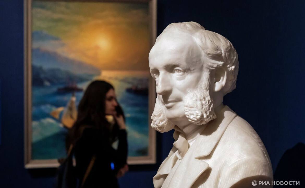 Пейзаж Айвазовского Лунная ночь в Крыму выставят на торги в Москве за 60 миллионов рублей Об этом РИА Новости сообщили в пресс службе Московского аукционного дома Жемчужиной собрания эксперты называют пейзаж Лунная ночь в Крыму кисти Ивана Айвазовского 1861 год Эстимейт полотна размером более полуметра с автографом мастера составил 60 миллионов рублей говорится в сообщении Также на аукционе 1 марта будут представлены картины Исаака Левитана Восход луны Деревня за 50 миллионов рублей и Нарцисс Ильи Репина за 45 миллионов рублей 0  РИА Новости Крым в Telegram MAX VK Присылайте ваши новости о достижениях Крыма и ваших собственных в наш чат   t me dostizheniya crimea