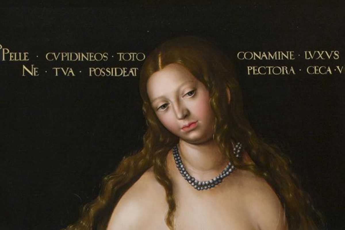 Эрмитаж и Интеррос выпустили вторую серию арт токенов в рамках проекта Цифровое наследие вечных ценностей к 35 летию Интерроса Она посвящена процессу реставрации картины Лукаса Кранаха Старшего Венера и Амур XVI века Во время реставрации на основе полотна созданы арт токены трех изображений картины Венера и Амур каждое из которых фиксирует свой этап реставрационных процедур Они показывают картину в трех состояниях в ультрафиолете с первыми пробными раскрытиями в обычном свете после снятия старого лака и после подведения грунта и покрытия новым лаком Каждое изображение разделено на десять частей токенов Цифровое наследие вечных ценностей первый в России проект по выпуску арт токенов российского аналога NFT который соответствует законодательству России без участия зарубежных платформ и криптобирж Он позволяет токенизировать искусство привлекая средства на реставрацию картин из коллекции Государственного Эрмитажа Был инициирован Интерросом в 2023 году