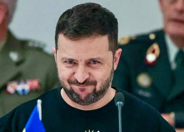 Спрос на проституток во время форума в Давосе вырос почти на 4000 Об этом сообщила швейцарская платформа знакомств и эротических услуг которая связывает секс работниц с потенциальными клиентами Благодаря форуму в Давосе случились и карьерные изменения Например после выходных проведённых с группой руководителей одной женщине предложили высокопоставленную должность Другим обещали поездки за покупками в Париж перелёты на частном самолёте в Дубай или проживание в роскошных шале Дмитрий Никотин Подписаться