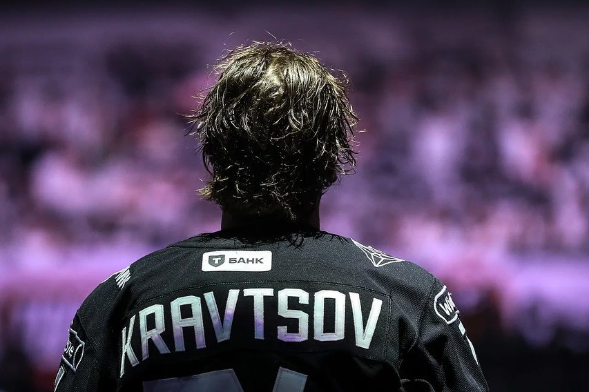 Клуб НХЛ пытается избавиться от российского игрока Ванкувер выставил Виталия Кравцова на безусловный драфт отказов чтобы расторгнуть контракт Нападающий присоединился к команде в августе но так и не провел ни одного матча Подписывайтесь на РИА Новости Спорт в MAX